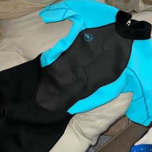 O’neill Women’s Wetsuit NEW!
